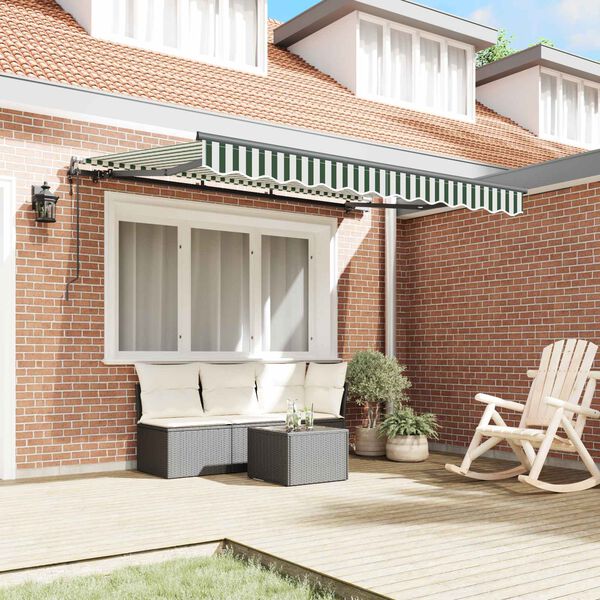 Se afișează imaginea 3 din 13