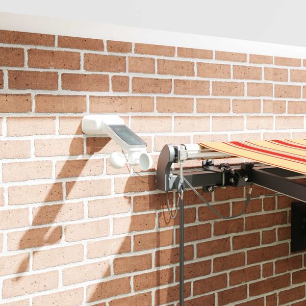 Se afișează imaginea 4 din 17