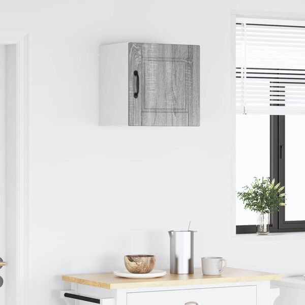 Se afișează imaginea 4 din 13