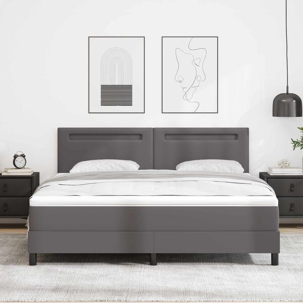 Se afișează imaginea 2 din 12