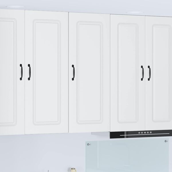 Se afișează imaginea 2 din 13