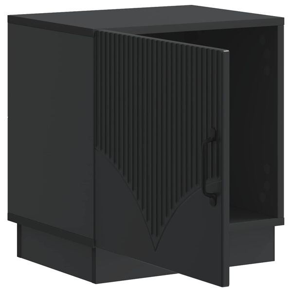 Se afișează imaginea 3 din 9