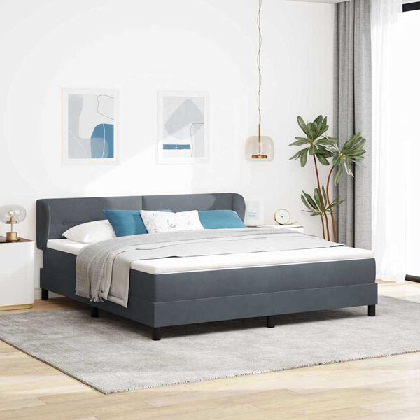 Se afișează imaginea 2 din 12