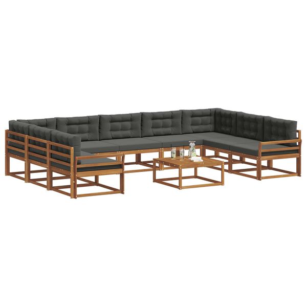 Se afișează imaginea 3 din 12