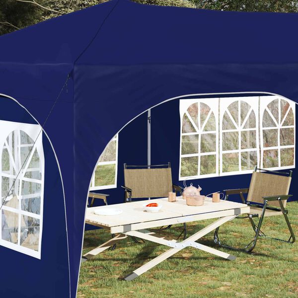 Se afișează imaginea 3 din 18