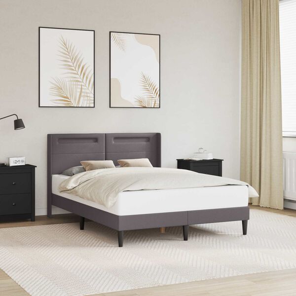 Se afișează imaginea 2 din 12