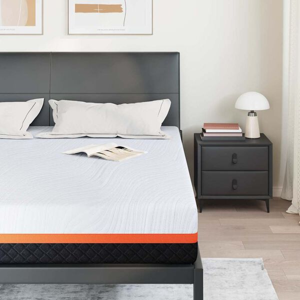 Se afișează imaginea 3 din 13