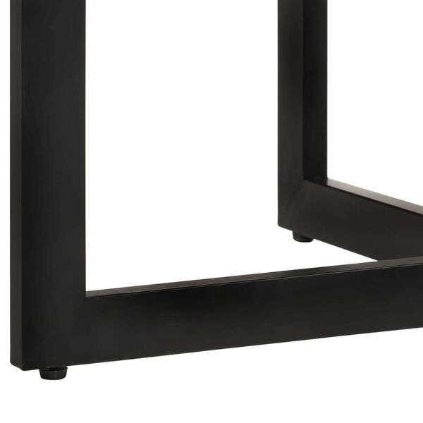 Se afișează imaginea 4 din 11