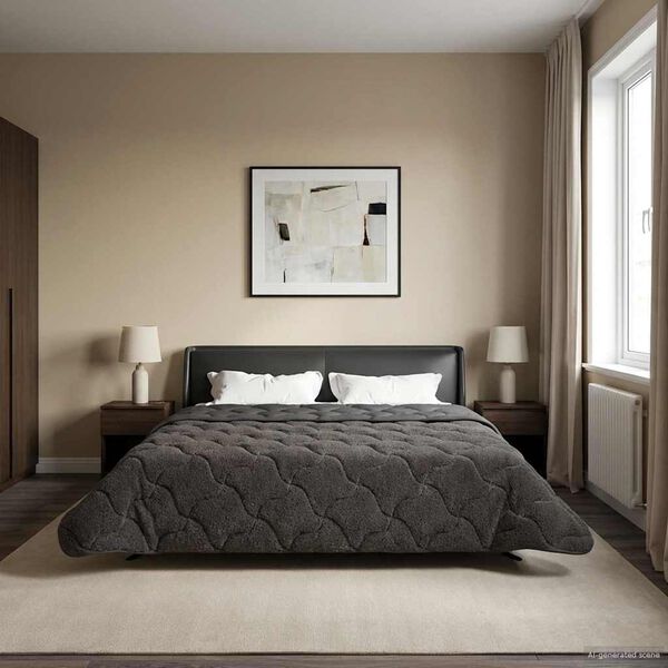 Se afișează imaginea 2 din 10