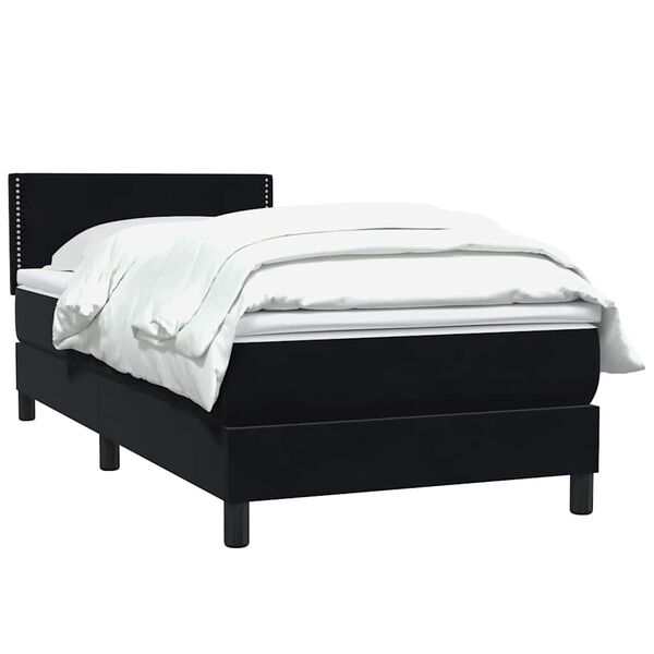 Se afișează imaginea 3 din 12