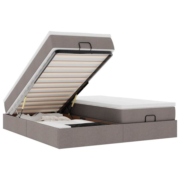 Se afișează imaginea 1 din 17