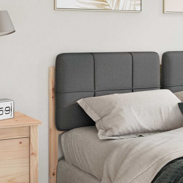 Se afișează imaginea 3 din 13