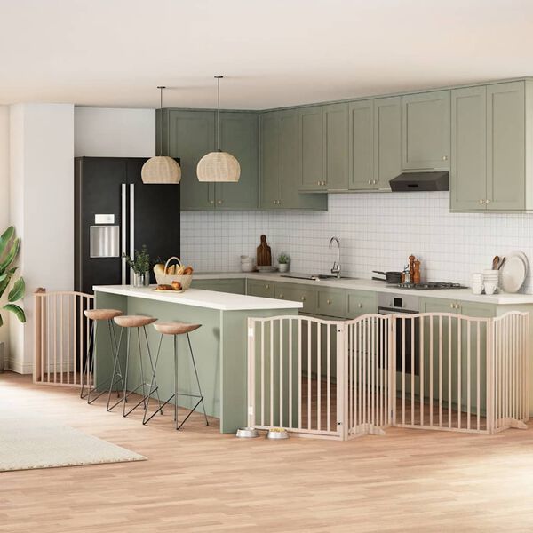 Se afișează imaginea 2 din 12