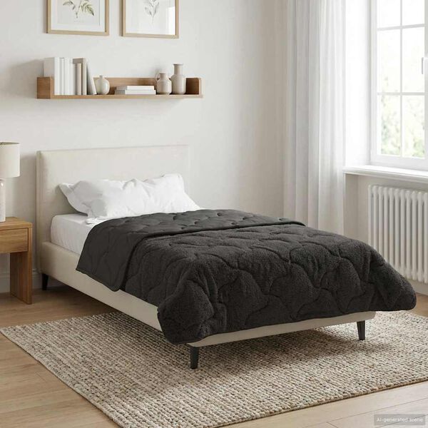 Se afișează imaginea 4 din 10