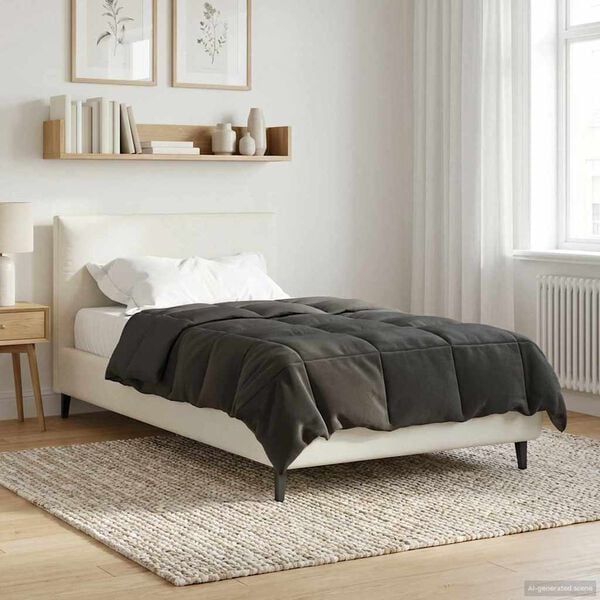 Se afișează imaginea 4 din 10