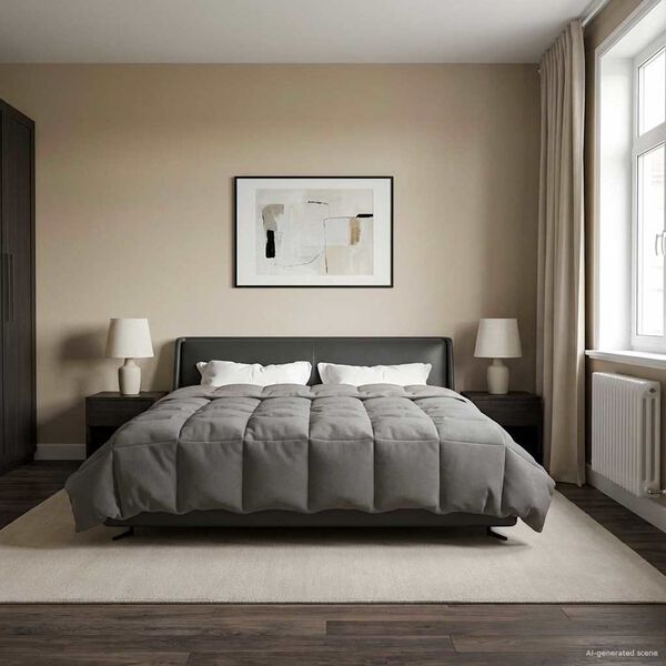 Se afișează imaginea 4 din 10