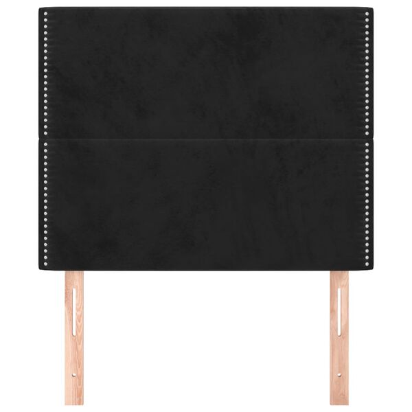 Se afișează imaginea 3 din 8