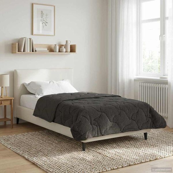 Se afișează imaginea 4 din 10