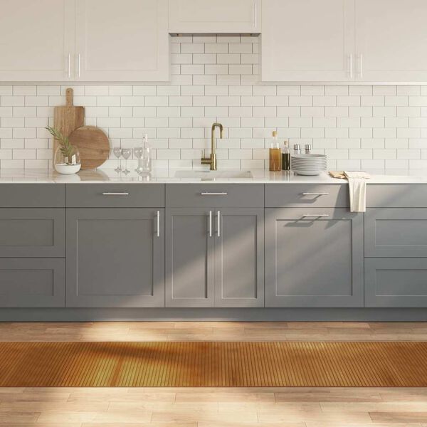 Se afișează imaginea 2 din 8