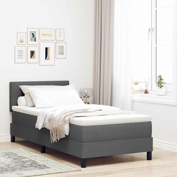 Se afișează imaginea 2 din 12