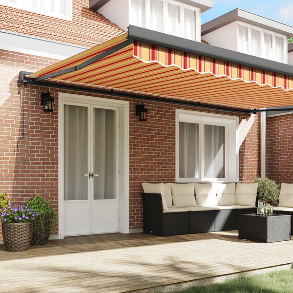 Se afișează imaginea 3 din 13