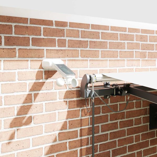 Se afișează imaginea 4 din 17