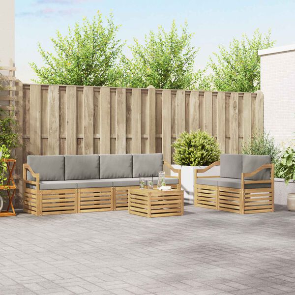 Se afișează imaginea 2 din 8