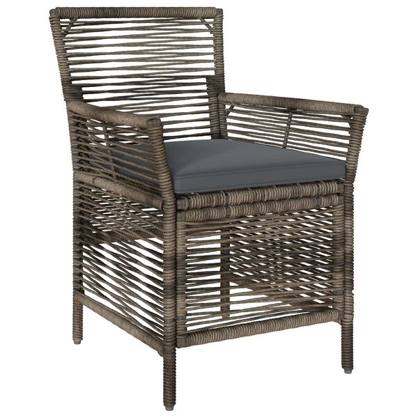 Se afișează imaginea 3 din 13