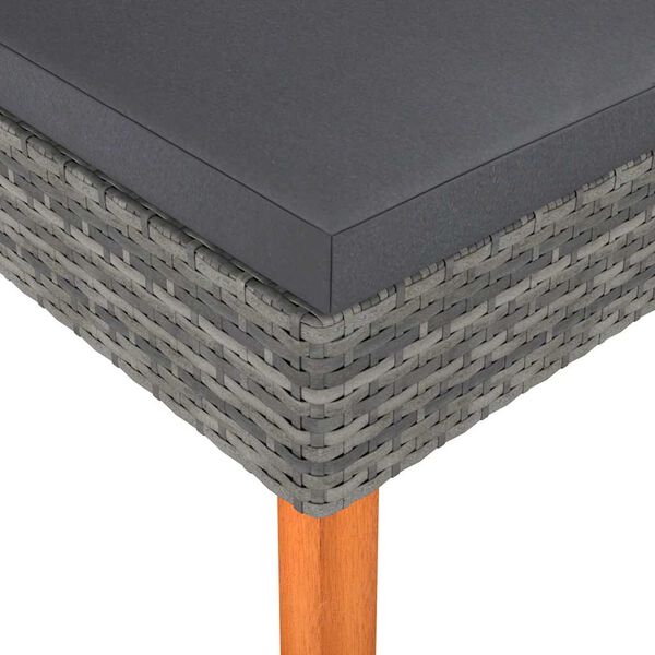 Se afișează imaginea 3 din 4