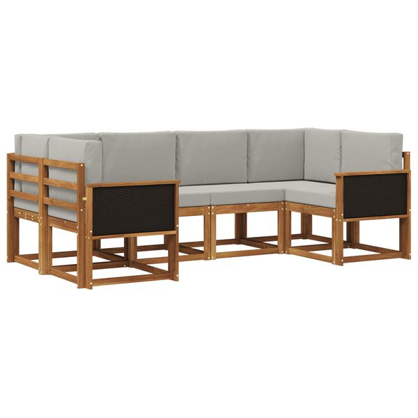 Se afișează imaginea 1 din 7