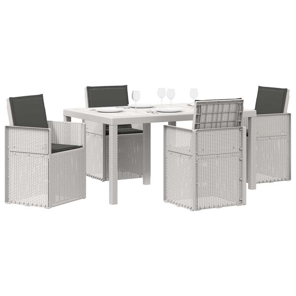 Se afișează imaginea 3 din 14