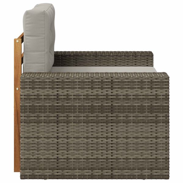 Se afișează imaginea 4 din 7