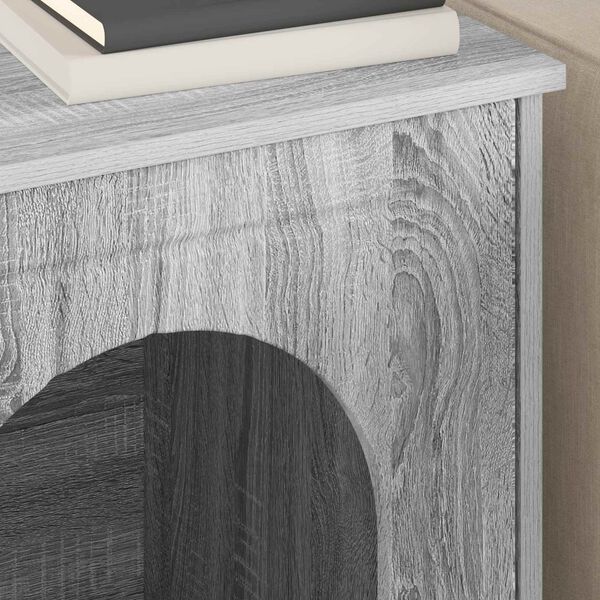 Se afișează imaginea 4 din 13