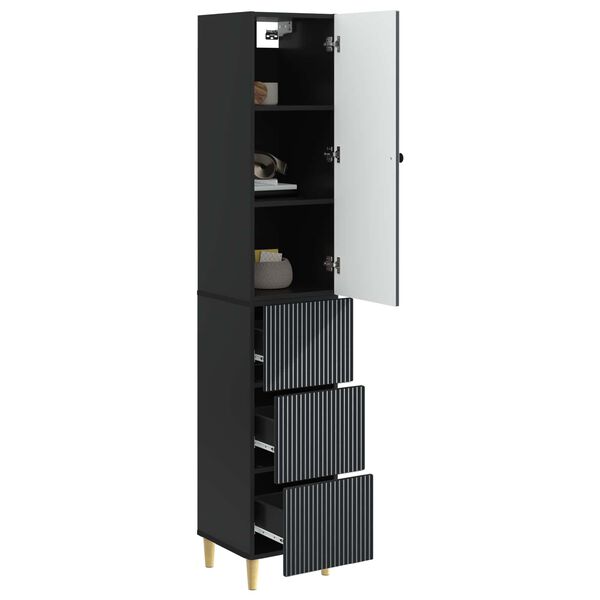 Se afișează imaginea 2 din 8
