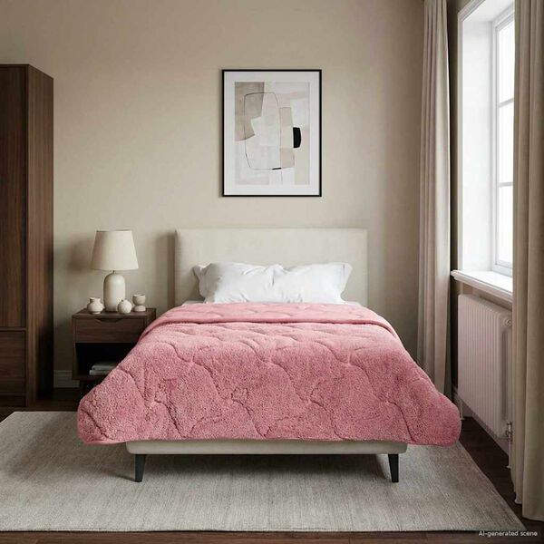 Se afișează imaginea 4 din 10