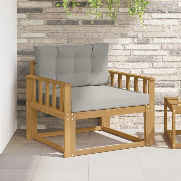 Se afișează imaginea 2 din 8