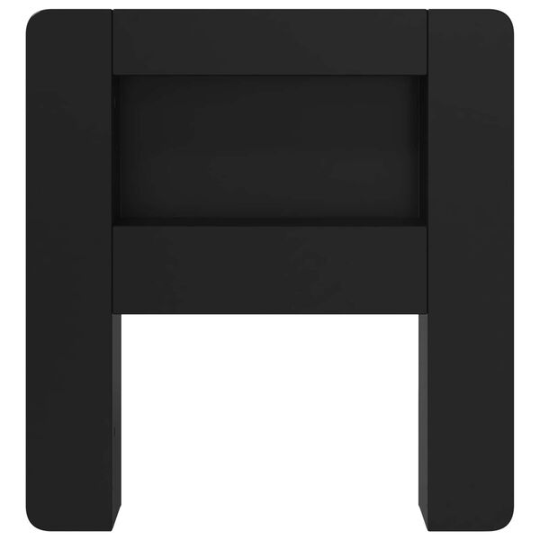 Se afișează imaginea 3 din 7