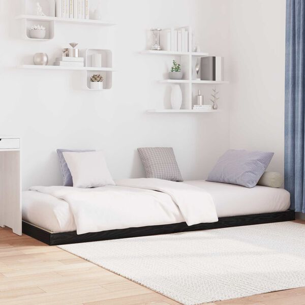 Se afișează imaginea 3 din 10