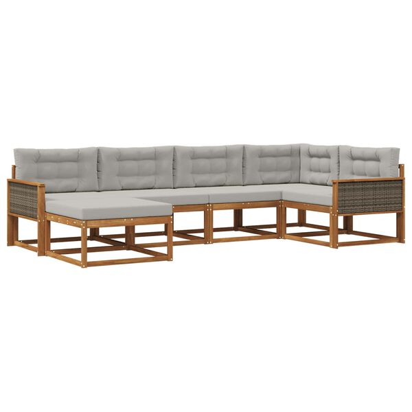 Se afișează imaginea 1 din 7