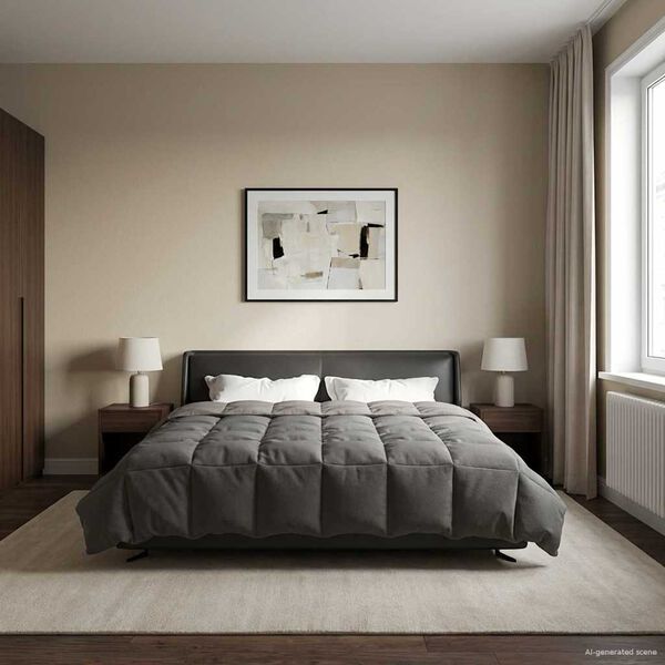 Se afișează imaginea 4 din 10