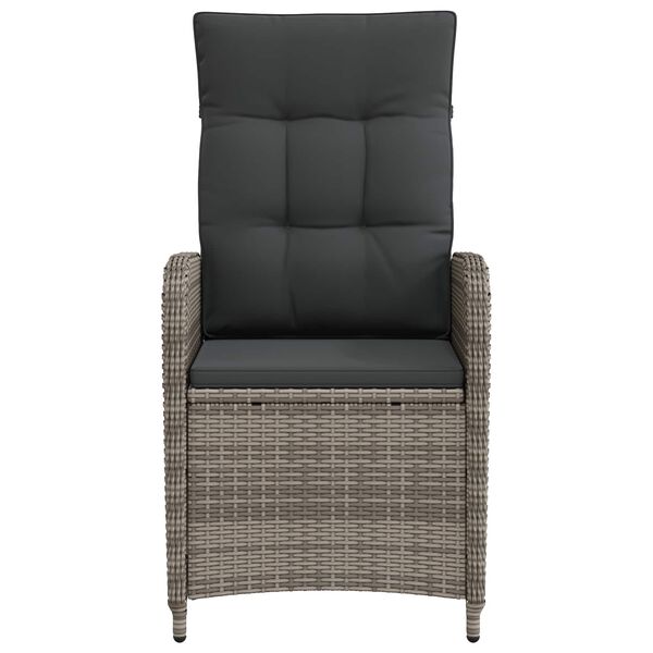 Se afișează imaginea 2 din 9