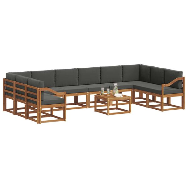 Se afișează imaginea 3 din 12