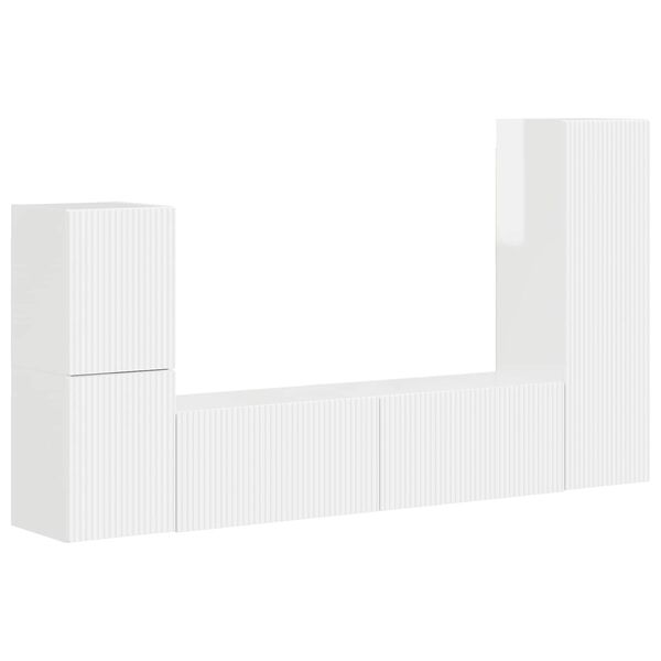 Se afișează imaginea 1 din 15