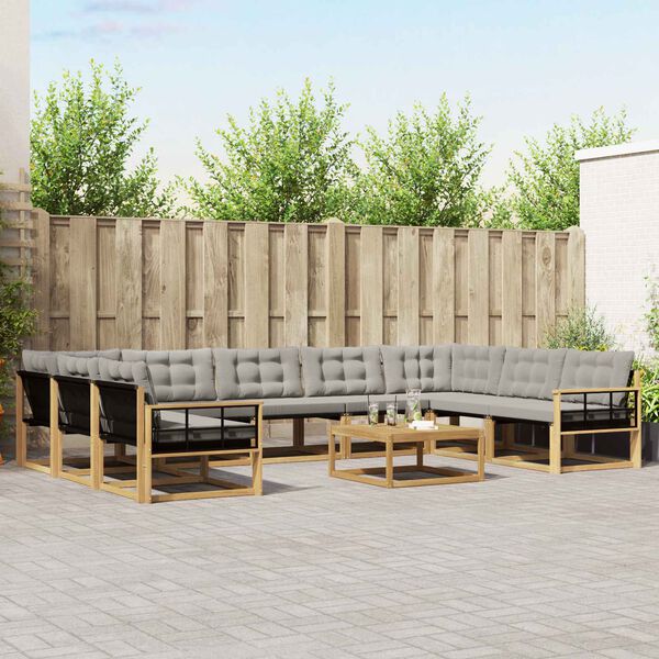 Se afișează imaginea 2 din 12