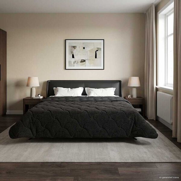 Se afișează imaginea 4 din 10