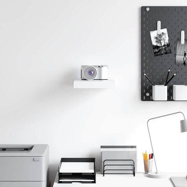 Se afișează imaginea 3 din 14