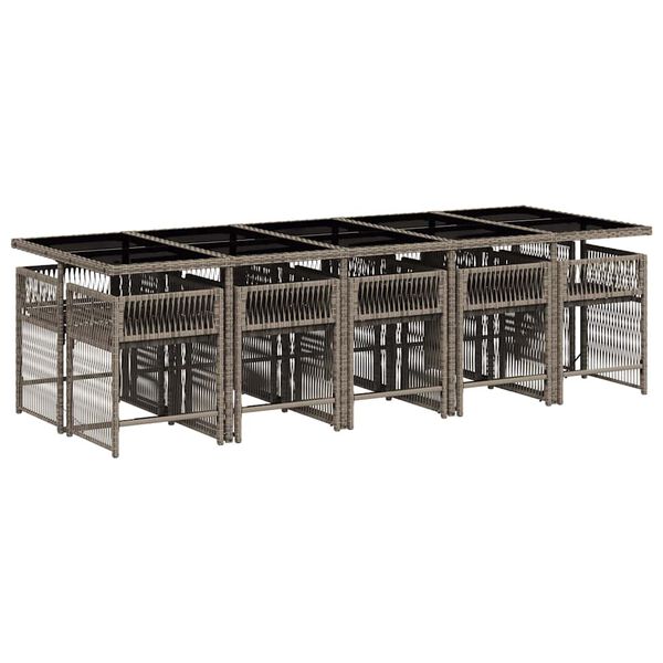 Se afișează imaginea 3 din 14