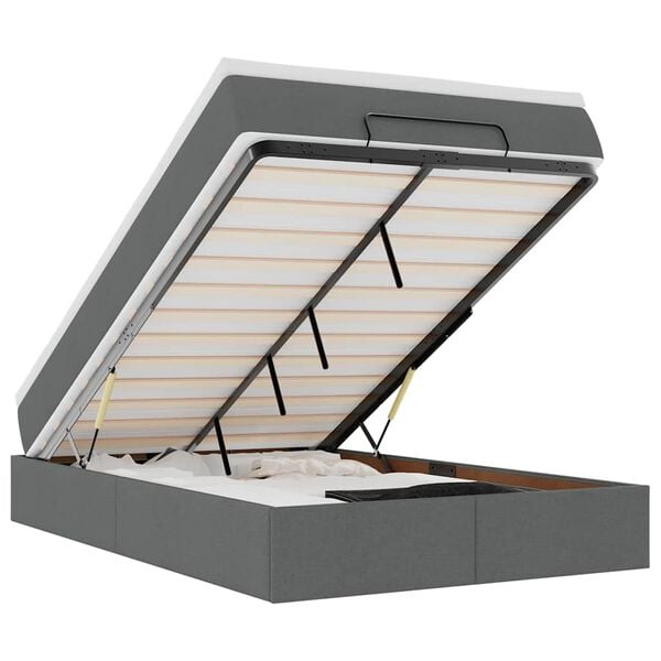 Se afișează imaginea 1 din 17