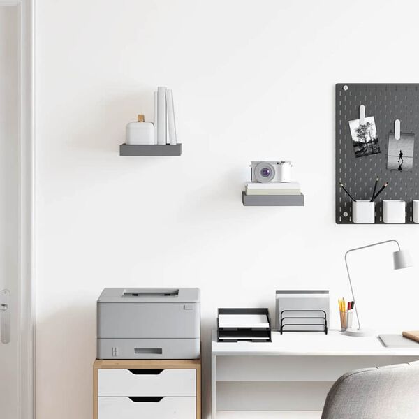 Se afișează imaginea 3 din 15