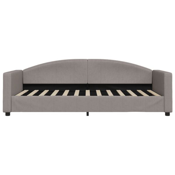 Se afișează imaginea 3 din 8